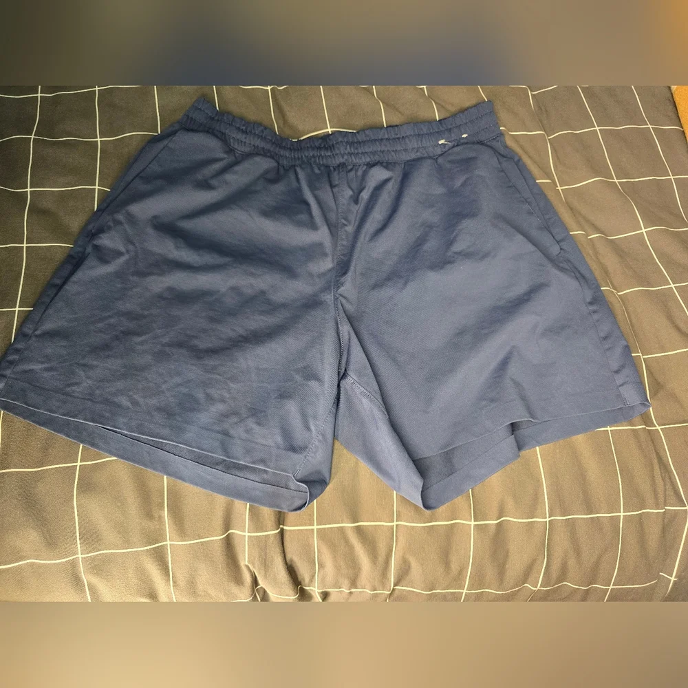 Uniqlo Men's Shorts Blue - Picture 1 of 3